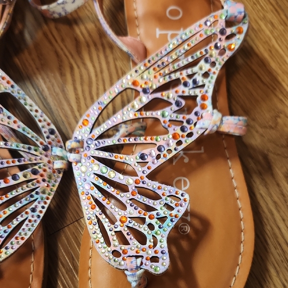 Copper Key Butterfly Rhinestone Sandals - Picture 4 of 12